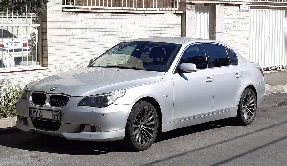 بی ام و 530i BMW